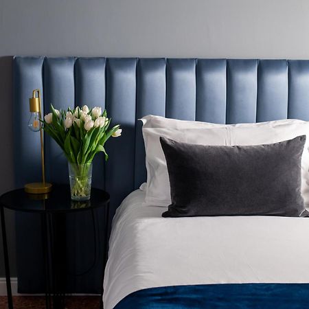 Quatrum Napoli - B&B Εξωτερικό φωτογραφία
