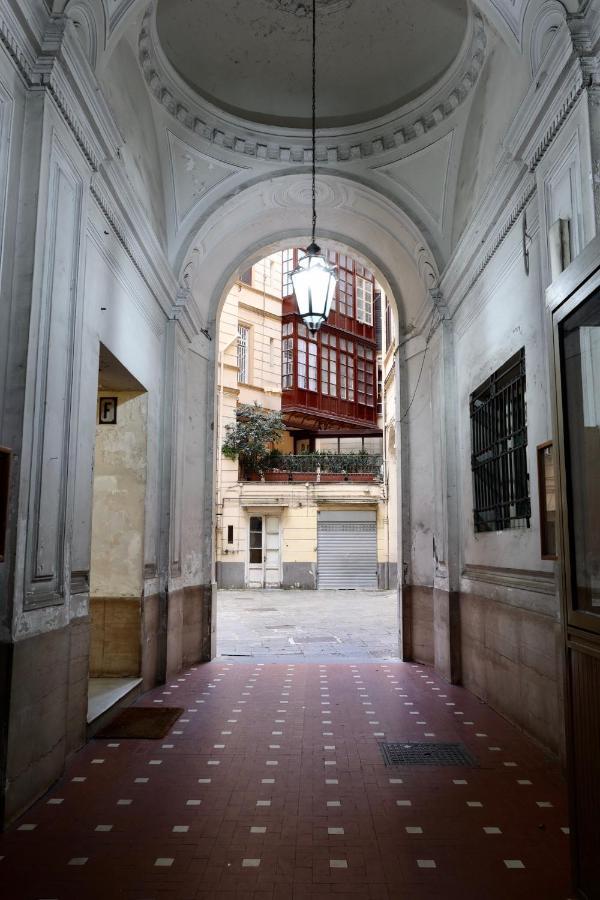 Quatrum Napoli - B&B Εξωτερικό φωτογραφία