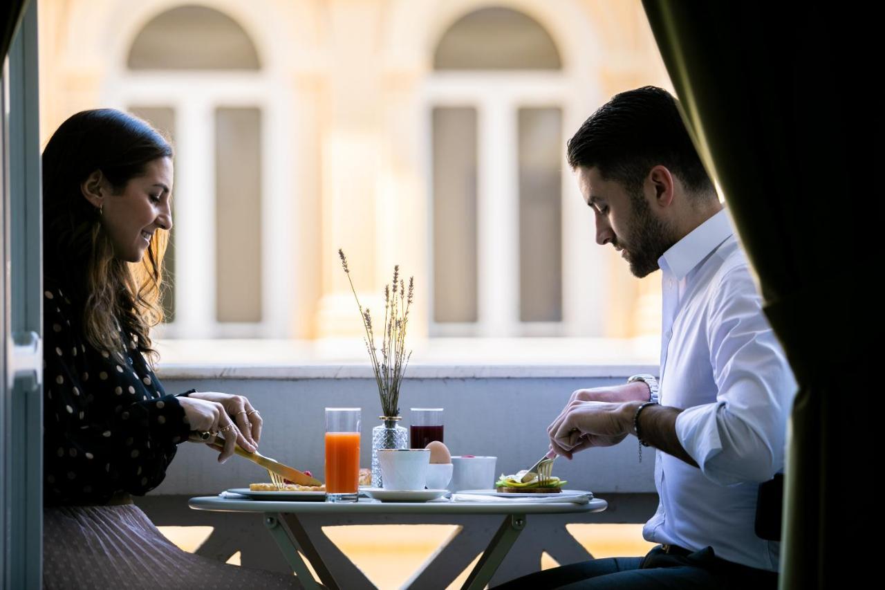 Quatrum Napoli - B&B Εξωτερικό φωτογραφία