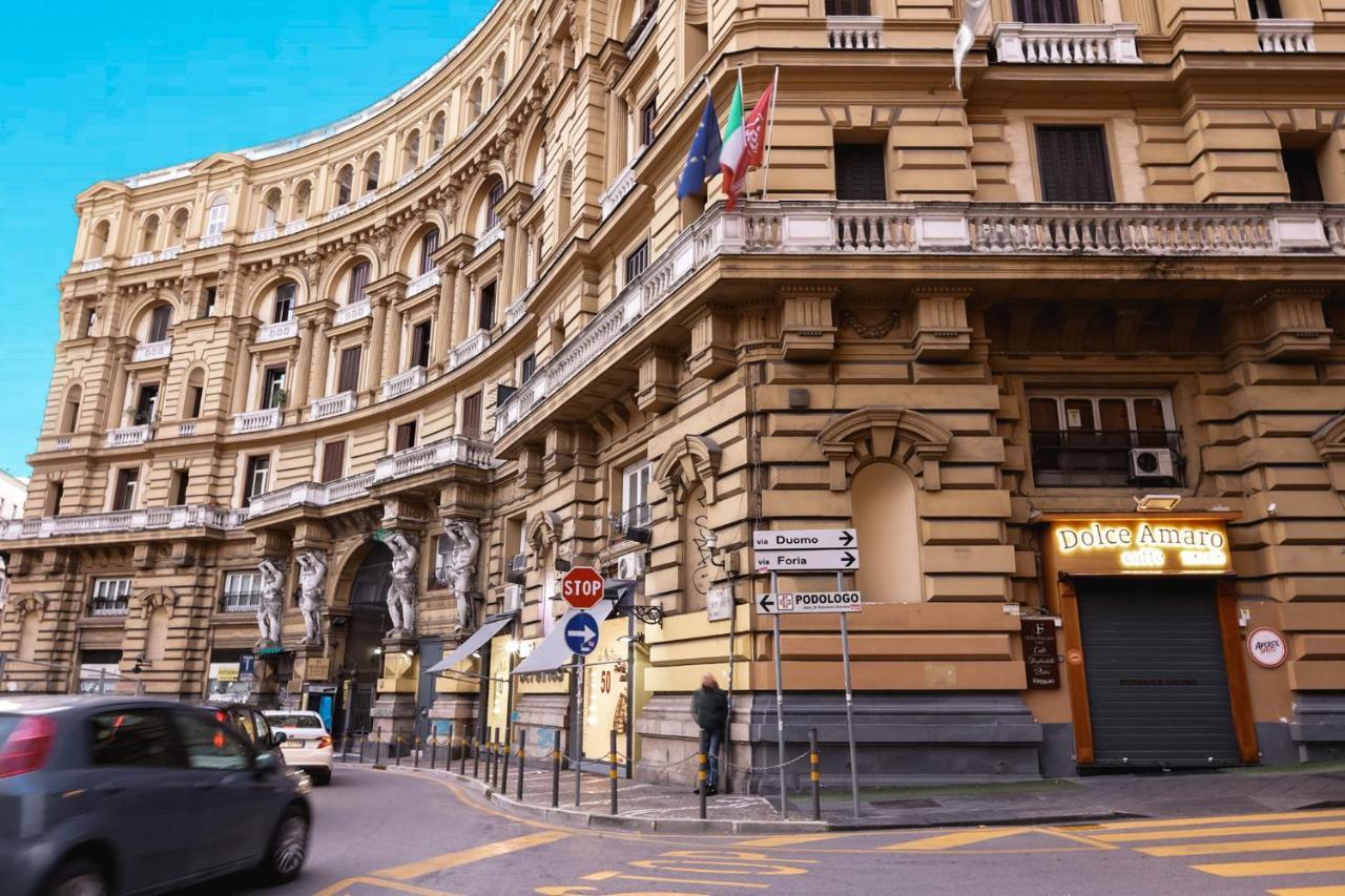 Quatrum Napoli - B&B Εξωτερικό φωτογραφία