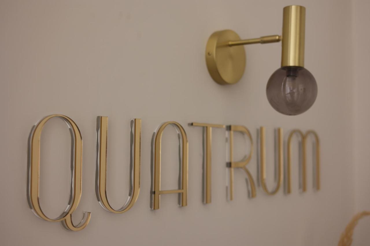 Quatrum Napoli - B&B Εξωτερικό φωτογραφία